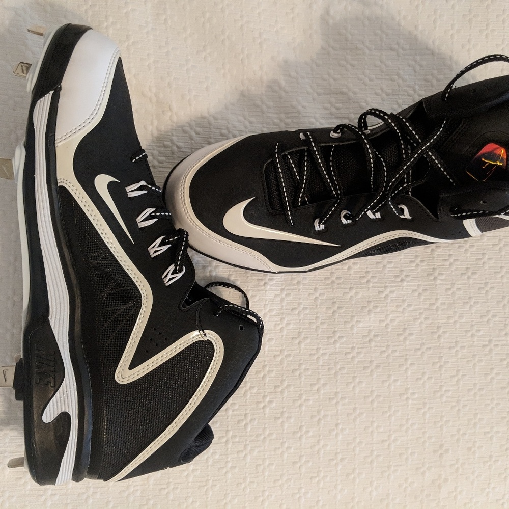 Ken Griffey Jr Nike Metal Cleats, nwot